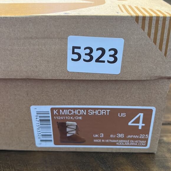 Koolaburra Michon Short Suede Short Pull On Winter Boot NEW Size 4 - Picture 8 of 8